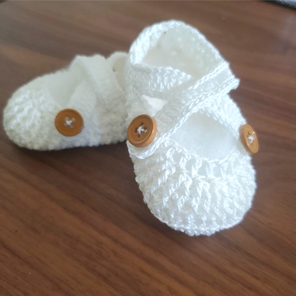 baby shoes 0-3  months. Handmade a crochet!! For baby boys 💙. new baby gift